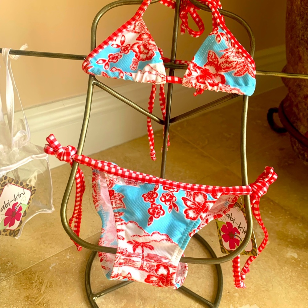 Babikini-Baby’s 1st Bikini-Great Baby Shower gift Size 0-12mths-2 available